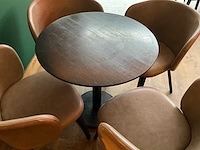 Hutten - bistrotafel met 4 lederen stoelen - afbeelding 3 van  5