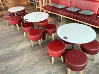 Hutten - bistrotafel met 5 lage krukken (3x) - afbeelding 1 van  5