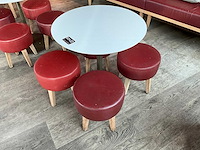 Hutten - bistrotafel met 5 lage krukken (3x) - afbeelding 2 van  5