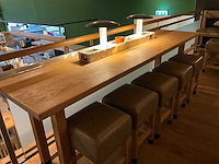 Hutten - halfhoge tafel met 5 krukken - afbeelding 5 van  6