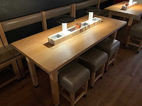 Hutten - halfhoge tafel met bank en 3 krukken - afbeelding 2 van  6