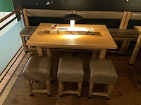 Hutten - halfhoge tafel met bank en 3 krukken - afbeelding 1 van  8