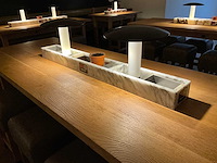 Hutten - halfhoge tafel met marmeren opbouw & verlichting - afbeelding 3 van  5