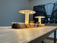 Hutten - halfhoge tafel met marmeren opbouw & verlichting - afbeelding 4 van  7