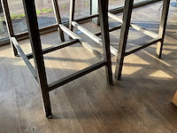 Hutten - hardhouten hoge terrastafel (2x) - afbeelding 3 van  3