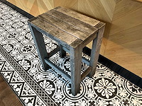 Hutten - hardhouten terrasbijzettafel - afbeelding 2 van  5