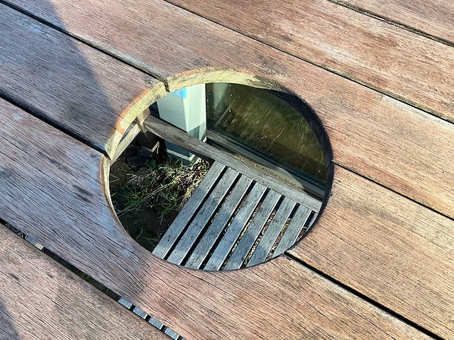 Hutten - hardhouten terrastafel met "boomgat" (2x) - afbeelding 5 van  6