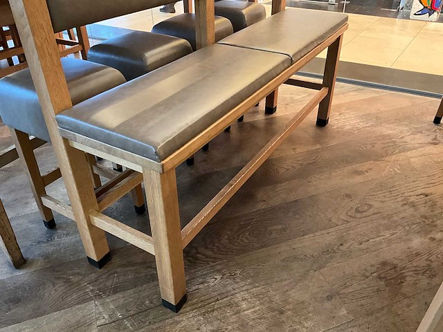 Hutten - hoge restaurantbank - afbeelding 3 van  4