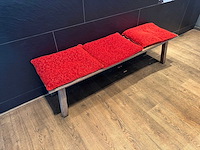 Hutten - houten bank met kussens - afbeelding 1 van  3