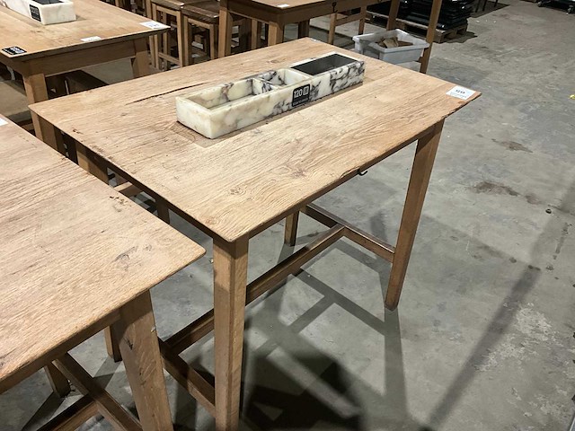 Hutten - houten bartafel (2x) - afbeelding 1 van  3