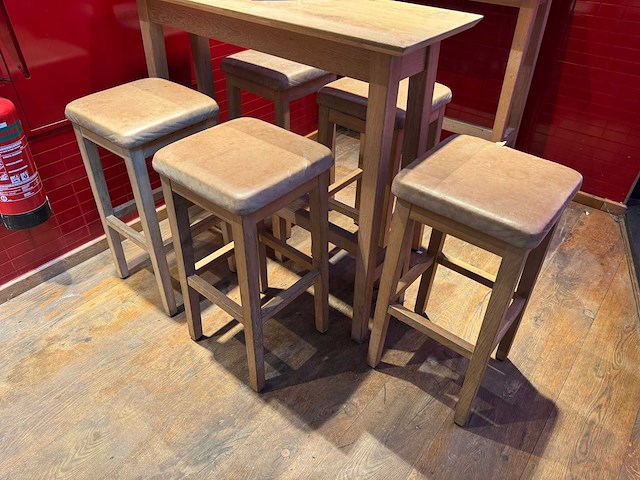 Hutten - houten bartafel met 5 krukken - afbeelding 5 van  6