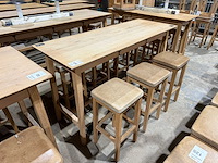 Hutten - houten bartafel met 6 krukken - afbeelding 2 van  5