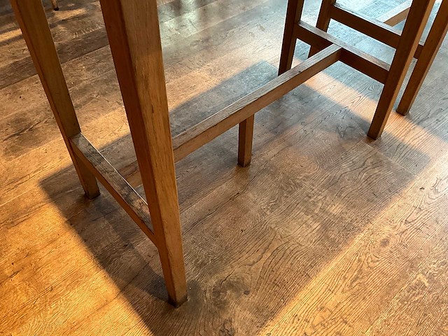 Hutten - houten bartafel - afbeelding 2 van  4