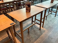 Hutten - houten bartafel - afbeelding 1 van  3
