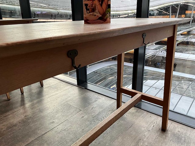Hutten - houten bartafel - afbeelding 4 van  4