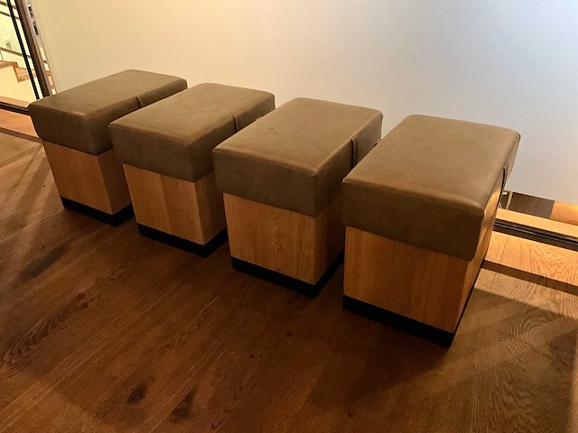 Hutten - houten poef met lederen zitting (4x) - afbeelding 1 van  4