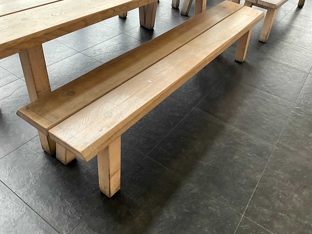 Hutten - houten tafel met 2 banken - afbeelding 2 van  3