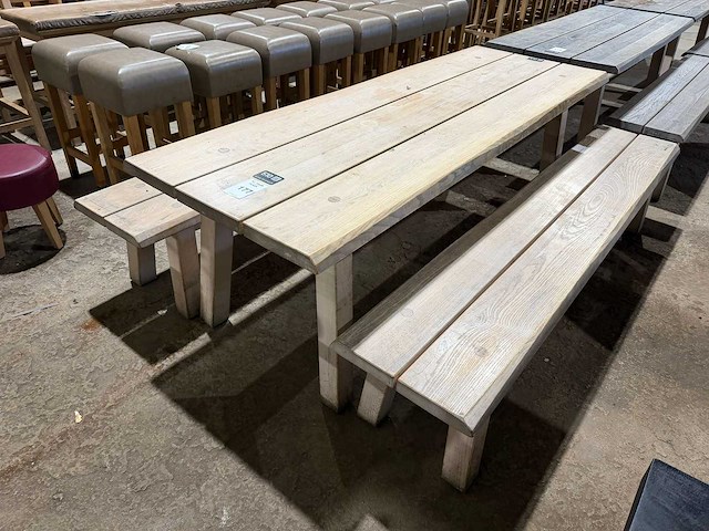 Hutten - houten tafel met 2 banken - afbeelding 1 van  6