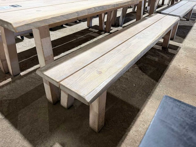 Hutten - houten tafel met 2 banken - afbeelding 6 van  6