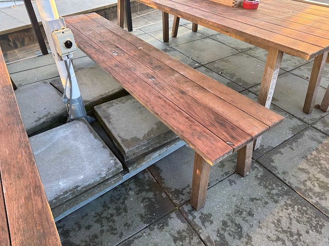 Hutten - houten terrasset tafel met 2 banken - afbeelding 3 van  7