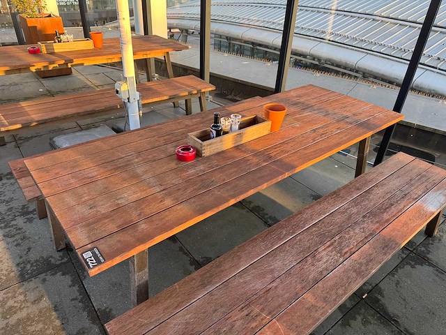 Hutten - houten terrasset tafel met 2 banken - afbeelding 5 van  7