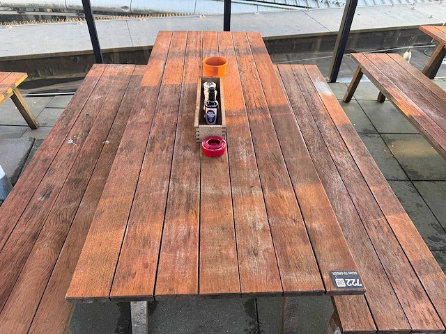 Hutten - houten terrasset tafel met 2 banken - afbeelding 6 van  7