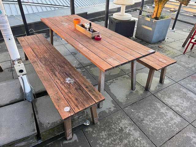 Hutten - houten terrasset tafel met 2 banken - afbeelding 6 van  8