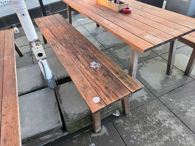 Hutten - houten terrasset tafel met 2 banken - afbeelding 8 van  8