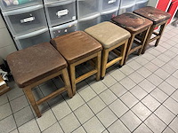 Hutten - kruk (5x) - afbeelding 1 van  4