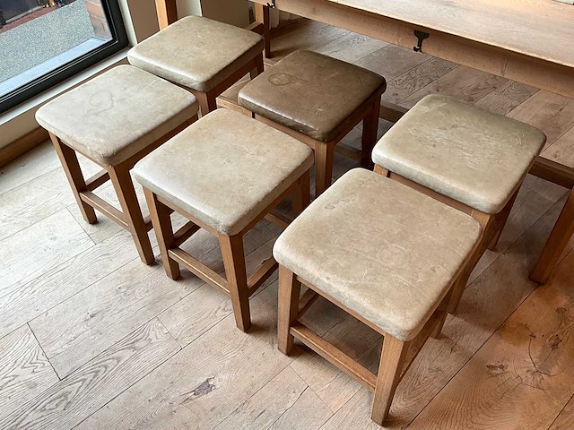 Hutten - kruk (6x) - afbeelding 1 van  2