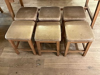 Hutten - kruk (6x) - afbeelding 2 van  3