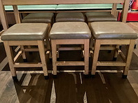 Hutten - kruk (6x) - afbeelding 3 van  3