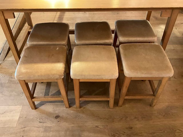 Hutten - kruk (6x) - afbeelding 2 van  3