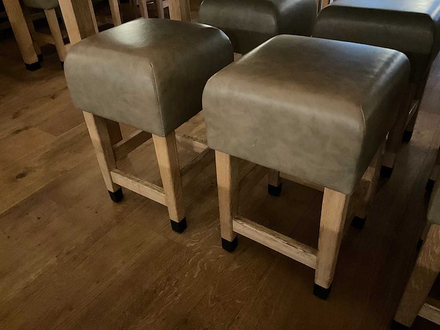 Hutten - kruk met lederen zitting (4x) - afbeelding 3 van  3