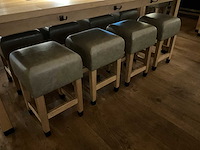 Hutten - kruk met lederen zitting (6x) - afbeelding 1 van  3