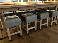 Hutten - kruk met lederen zitting (8x) - afbeelding 1 van  5