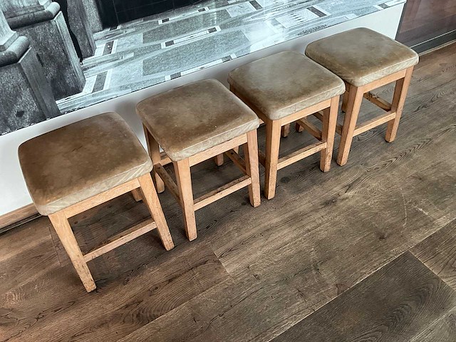 Hutten - lage kruk (4x) - afbeelding 2 van  5