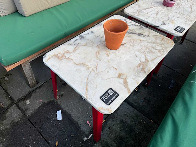 Hutten - marmeren terrastafel - afbeelding 1 van  4