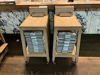 Hutten - mobiel houten servicemeubel (2x) - afbeelding 2 van  2