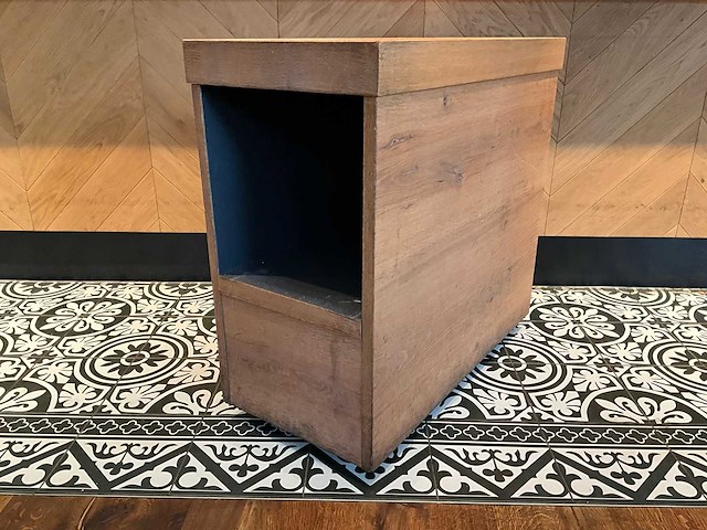 Hutten - mobiel houten servicemeubel - afbeelding 2 van  4