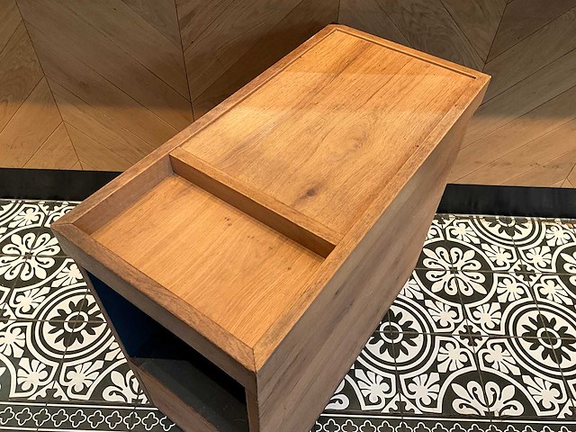 Hutten - mobiel houten servicemeubel - afbeelding 3 van  4