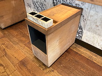 Hutten - mobiel houten servicemeubel - afbeelding 1 van  3