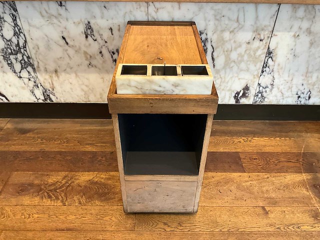 Hutten - mobiel houten servicemeubel - afbeelding 2 van  5