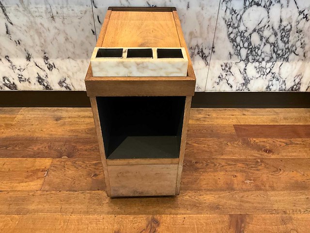 Hutten - mobiel houten servicemeubel - afbeelding 2 van  5