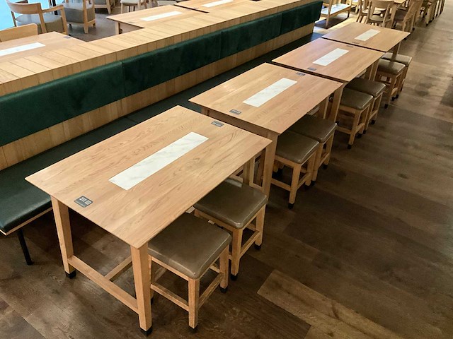 Hutten - restauranttafel (4x) - afbeelding 2 van  7