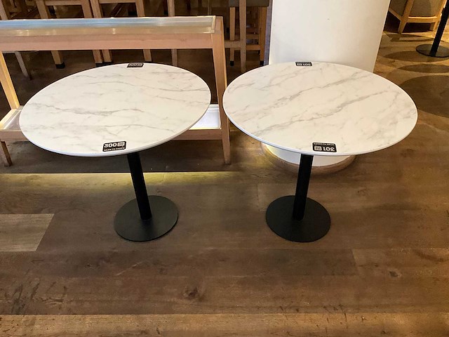 Hutten - restauranttafel ø 80 cm (2x) - afbeelding 4 van  5