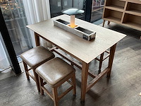 Hutten - restauranttafel met 4 lage krukken - afbeelding 2 van  6