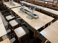 Hutten - restauranttafel met 6 krukken (2x) - afbeelding 6 van  8