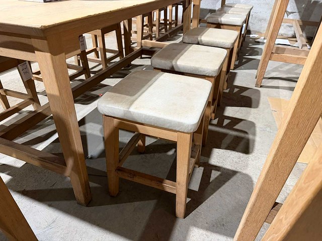 Hutten - restauranttafel met 6 krukken (2x) - afbeelding 8 van  8
