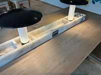 Hutten - restauranttafel met 6 krukken - afbeelding 1 van  2